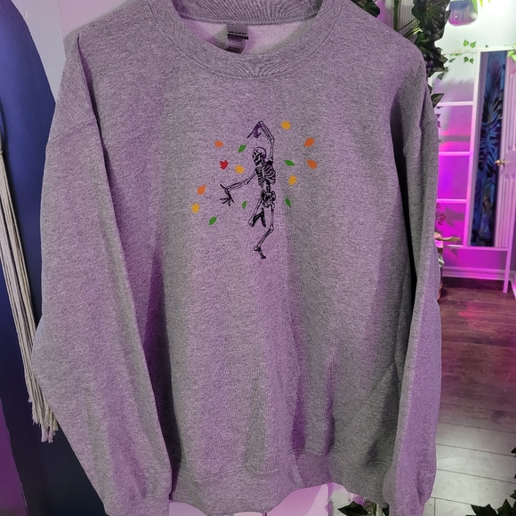 Skeleton Fall Crewneck - Picture 2 of 4